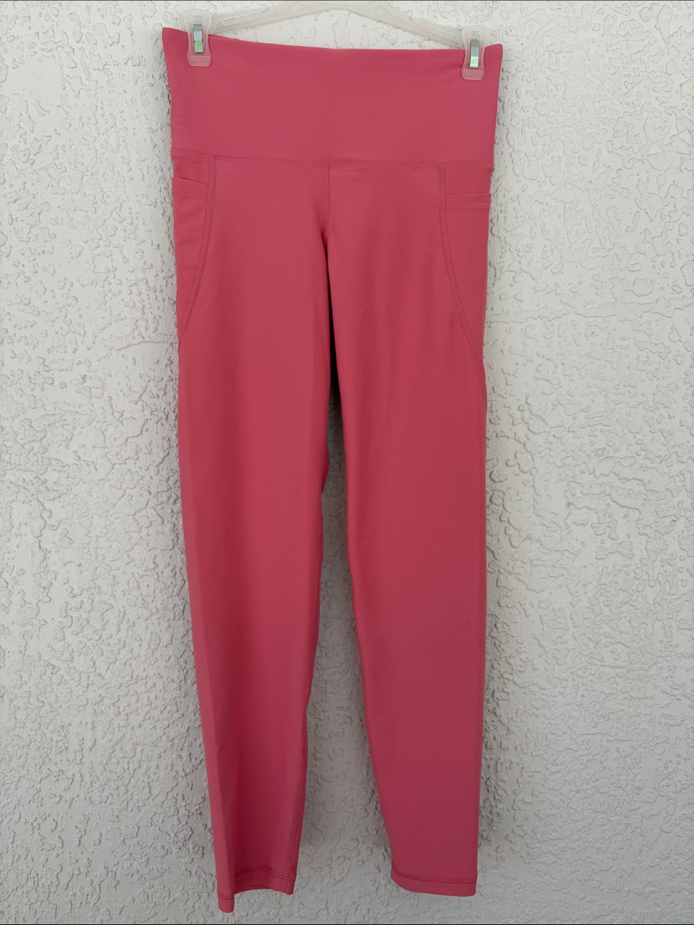 Old Navy Rose Pink High-Waist go dry Active Leggings size M